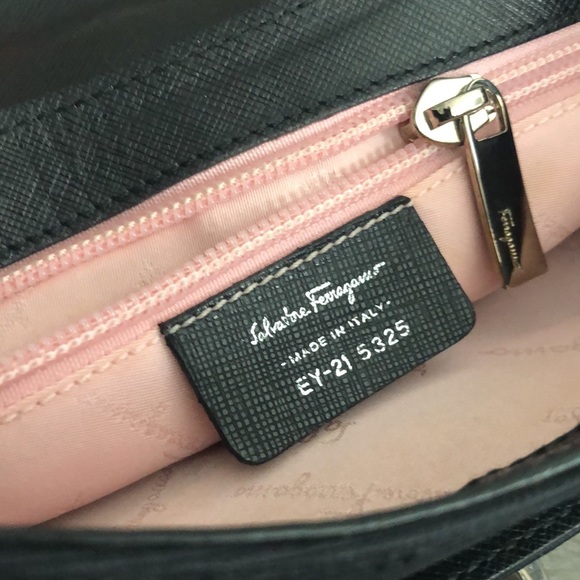 SALVATORE FERRAGAMO Bag - Picture 8 of 12